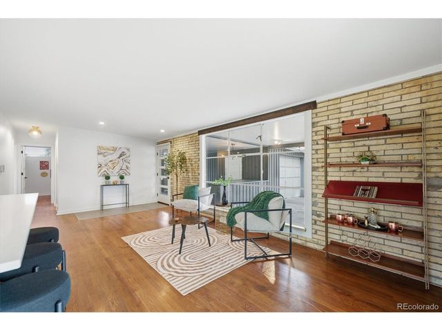 1317 S Chase St, Lakewood, CO 80232