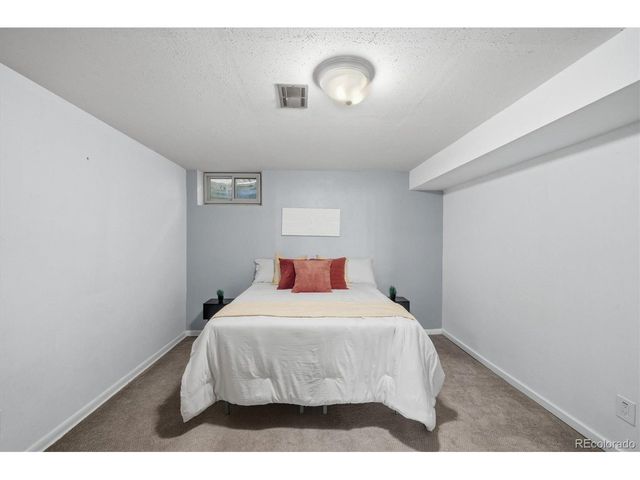 1317 S Chase St, Lakewood, CO 80232