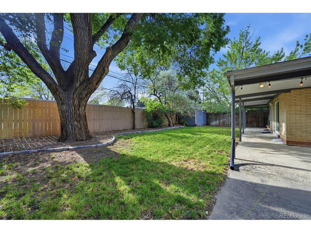 1317 S Chase St, Lakewood, CO 80232
