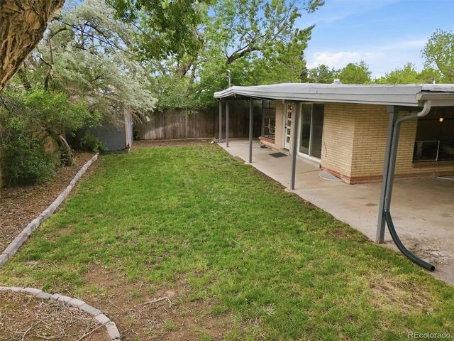 1317 S Chase St, Lakewood, CO 80232