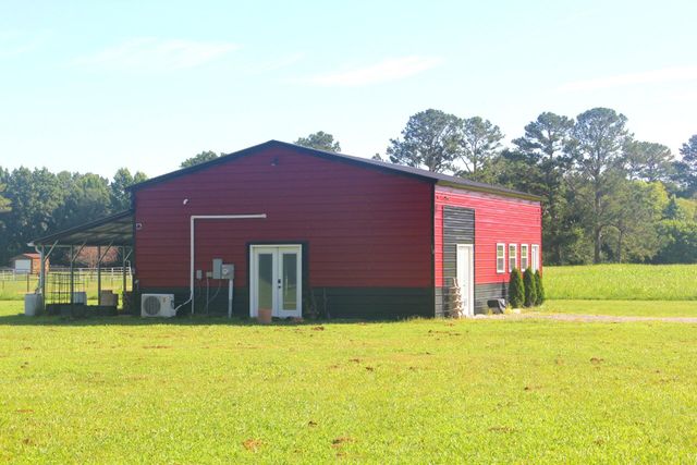 18 Barnview Road, Trion, GA 30753