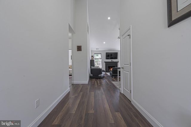 1092 CHEWS LANDING RD, Clementon, NJ 08021