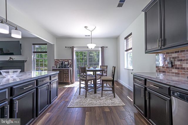 1092 CHEWS LANDING RD, Clementon, NJ 08021