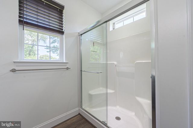 1092 CHEWS LANDING RD, Clementon, NJ 08021