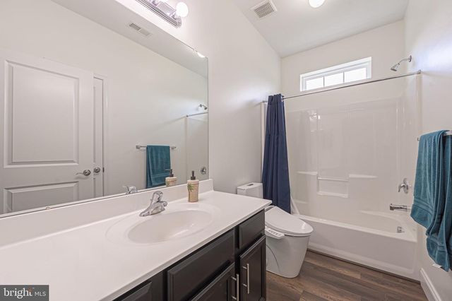 1092 CHEWS LANDING RD, Clementon, NJ 08021