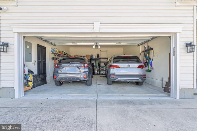 1092 CHEWS LANDING RD, Clementon, NJ 08021