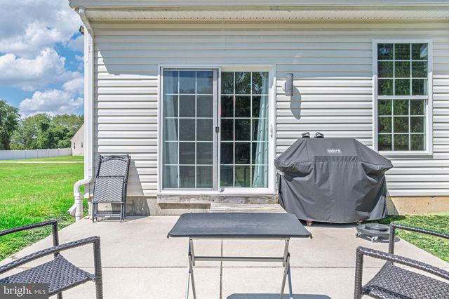 1092 CHEWS LANDING RD, Clementon, NJ 08021