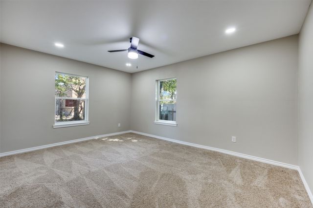 609 W Owing Street, Denison, TX 75020