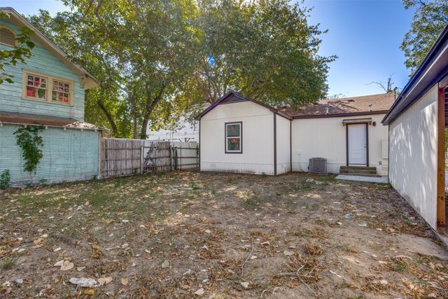 609 W Owing Street, Denison, TX 75020