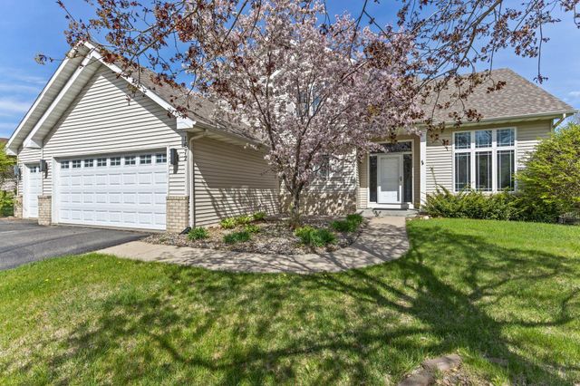 1672 Windsor Drive S, Shakopee, MN 55379