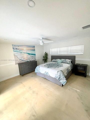 416 N Rainbow Drive, Hollywood, FL 33021