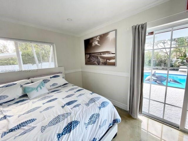 416 N Rainbow Drive, Hollywood, FL 33021