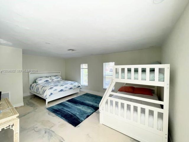 416 N Rainbow Drive, Hollywood, FL 33021
