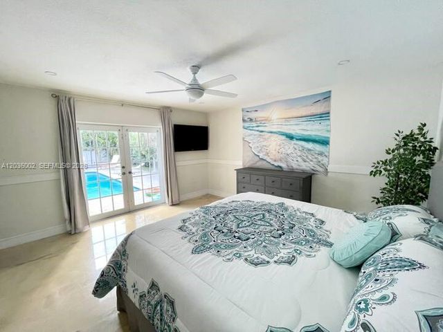 416 N Rainbow Drive, Hollywood, FL 33021