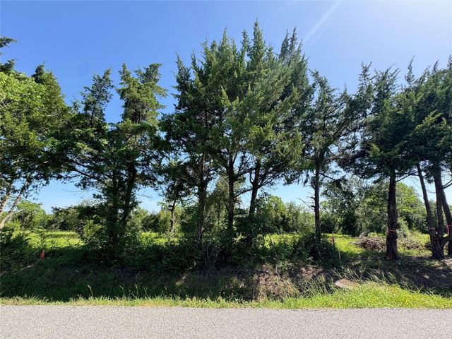 11957 7th St, Santa Fe, TX 77510
