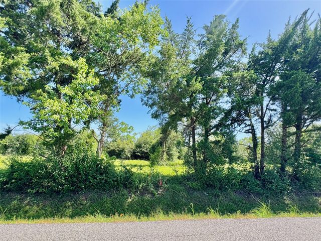 11957 7th St, Santa Fe, TX 77510
