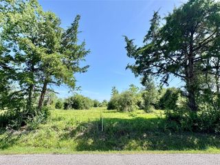 11957 7th St, Santa Fe, TX 77510