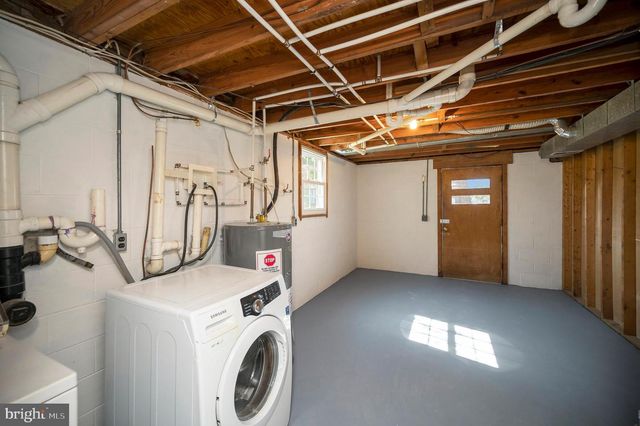 48 BELLE PLAINS RD, Fredericksburg, VA 22405