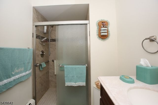 90 Frogtown Rd, Rockaway Twp., NJ 07866