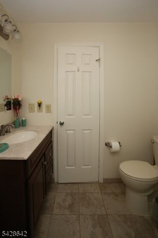 90 Frogtown Rd, Rockaway Twp., NJ 07866
