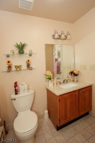 90 Frogtown Rd, Rockaway Twp., NJ 07866