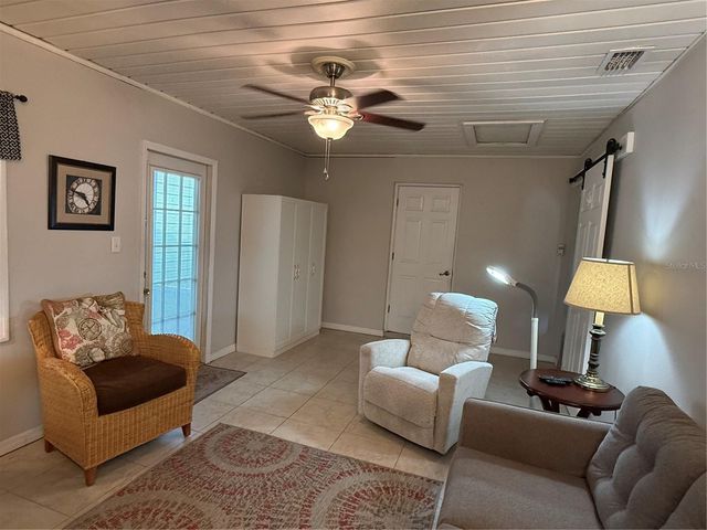 11815 WASHINGTON STREET, Seffner, FL 33584