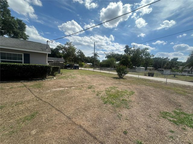 11815 WASHINGTON STREET, Seffner, FL 33584