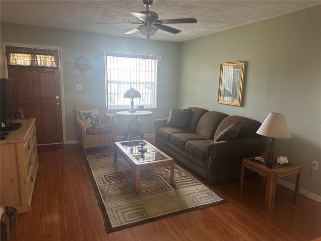 11815 WASHINGTON STREET, Seffner, FL 33584