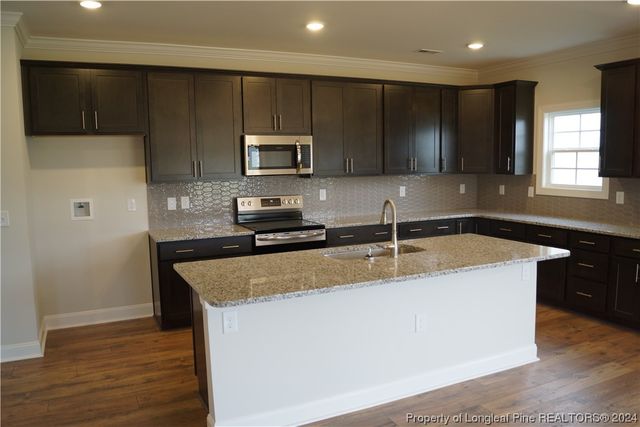 107 GRINNEL Loop, Sanford, NC 27332