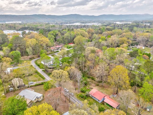 207 Carol Joyce Dr, Dalton, GA 30721