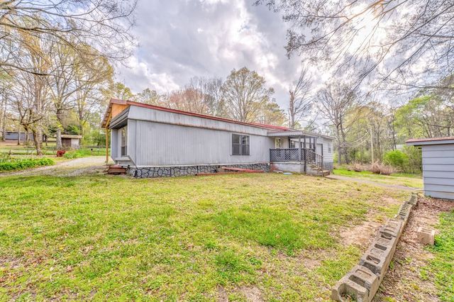 207 Carol Joyce Dr, Dalton, GA 30721
