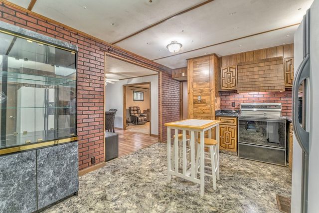 207 Carol Joyce Dr, Dalton, GA 30721