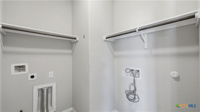 172 Brady Creek Way, Georgetown, TX 78628