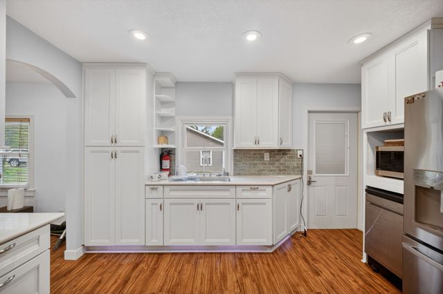 5415 NW Torgerson Drive, Des Moines, IA 50310