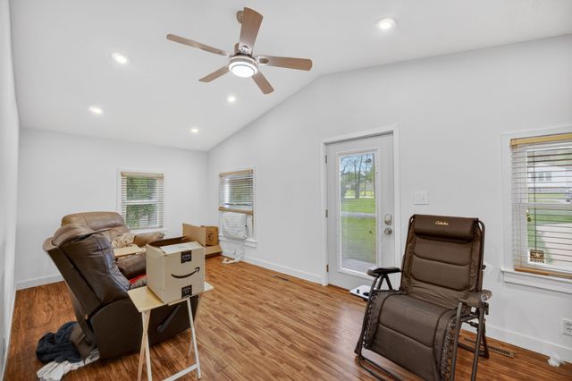 5415 NW Torgerson Drive, Des Moines, IA 50310