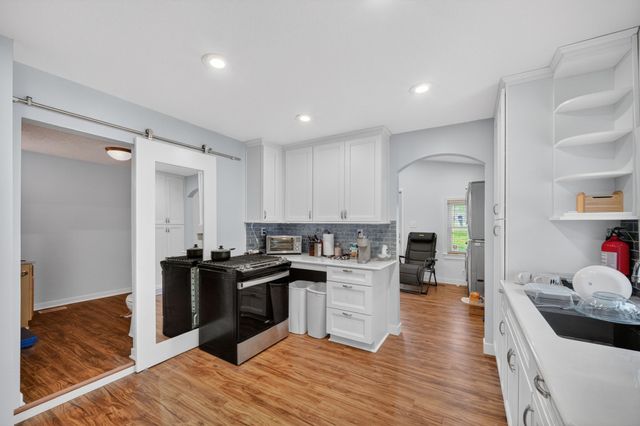 5415 NW Torgerson Drive, Des Moines, IA 50310