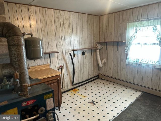 8062 COLEBROOK RD, Palmyra, PA 17078