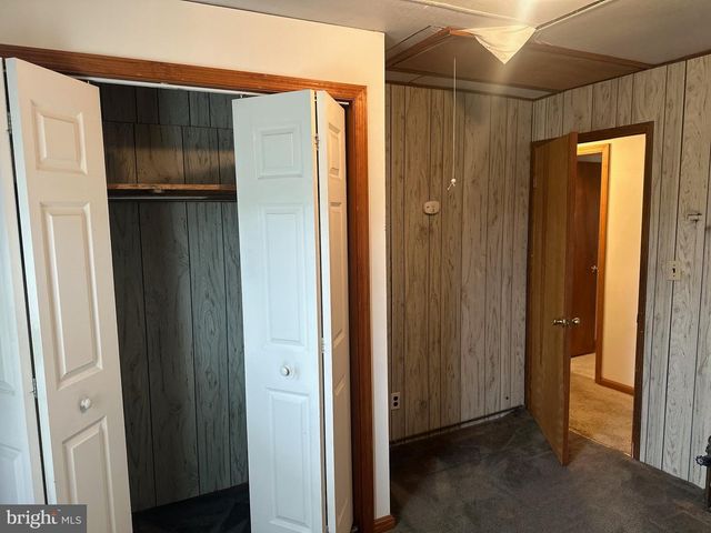 8062 COLEBROOK RD, Palmyra, PA 17078