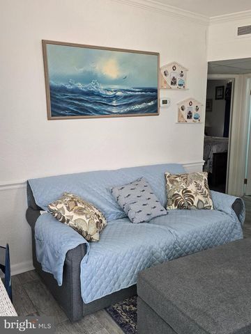 101 E CRESSE AVE ##1, Wildwood, NJ 08260