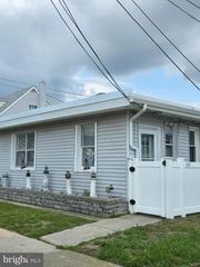 101 E CRESSE AVE ##1, Wildwood, NJ 08260