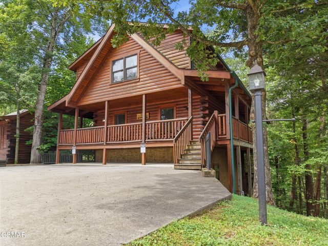 3516 Sand Ridge Way, Pigeon Forge, TN 37863