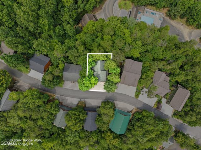 3516 Sand Ridge Way, Pigeon Forge, TN 37863
