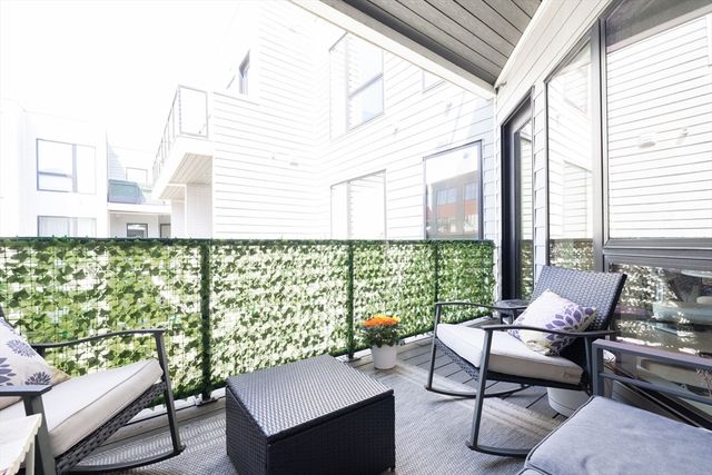 45 W Third St 402, Boston, MA 02127