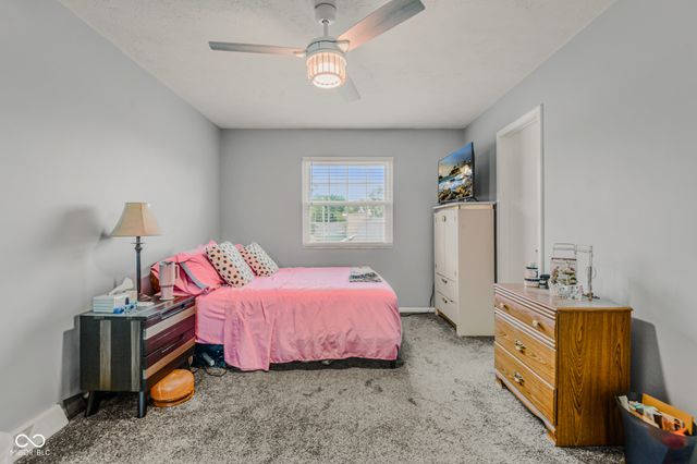 2090 Thriving Drive, Columbus, IN 47201