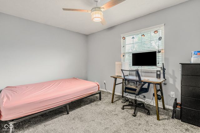 2090 Thriving Drive, Columbus, IN 47201