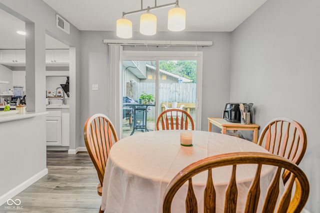 2090 Thriving Drive, Columbus, IN 47201