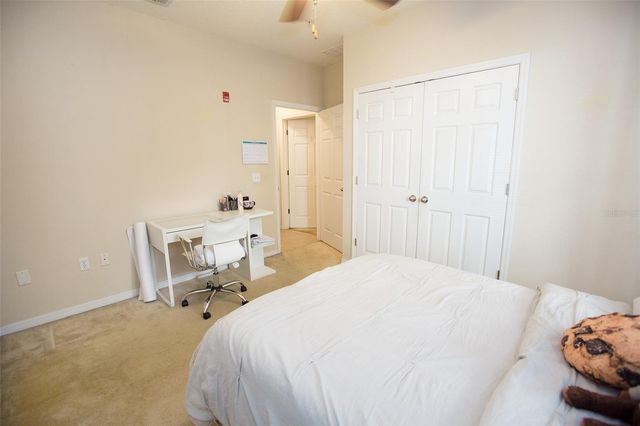 1235 SW 9TH ROAD 101, Gainesville, FL 32601