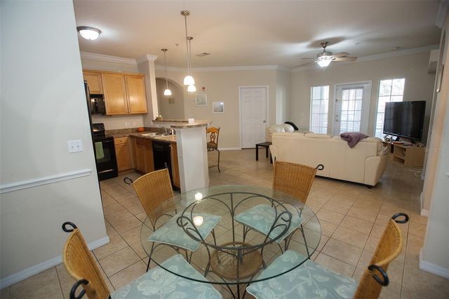 1235 SW 9TH ROAD 101, Gainesville, FL 32601