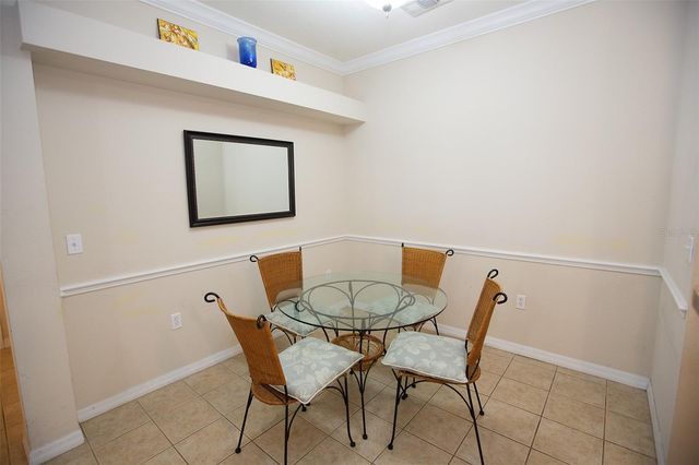 1235 SW 9TH ROAD 101, Gainesville, FL 32601