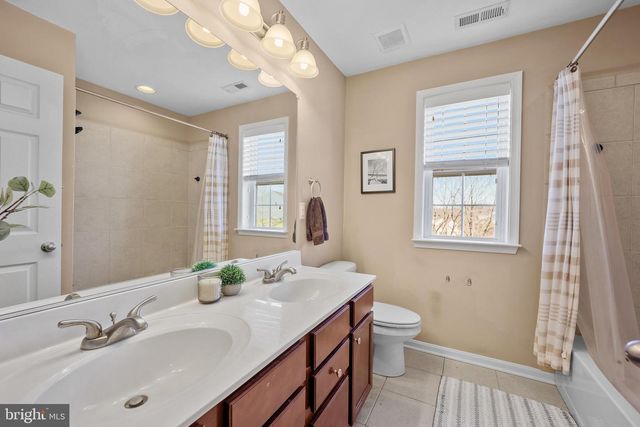 34 BUTTERWORTH CT, Downingtown, PA 19335